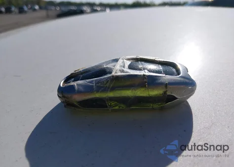 2013 Tesla Model S z USA, uszkodzony, nr VIN 5YJSA1CN7DFP20339